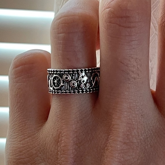 S925 silver ring 💍 - Picture 2 of 5